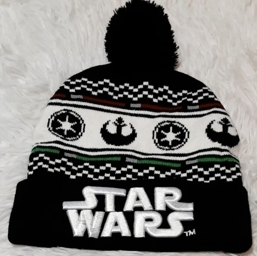 Star Wars Embroidered Pom-Pom Top Beanie